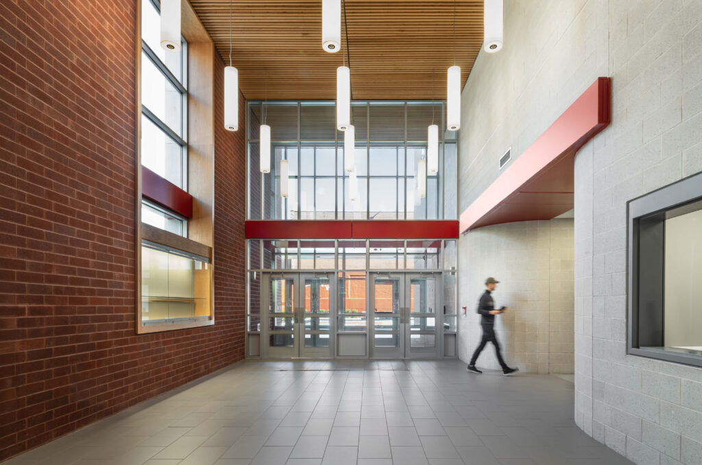 Bronx High School for the Visual Arts Gymnasium Annex MDSzerbaty